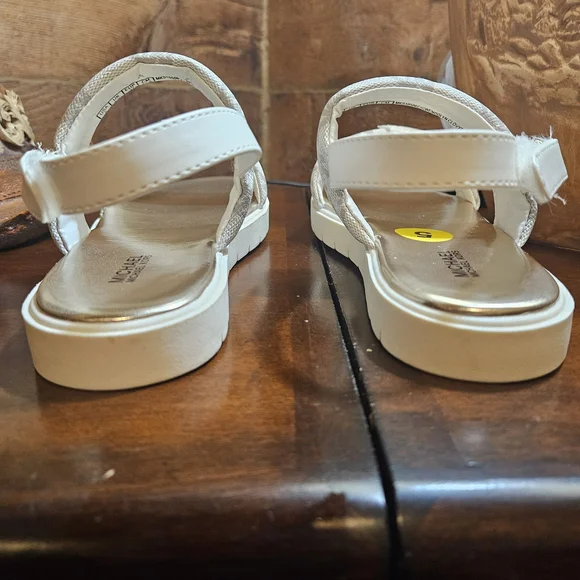 MICHAEL Michael Kors White and Cream Sandals - Picture 5 of 9